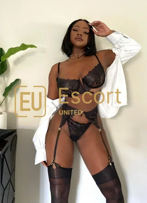 Rencontrez Cherry, fille d'escorte à Dubaï — photo 4
