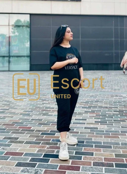 Abu Dhabi vrouwelijke escort Natasha (25) — foto 1