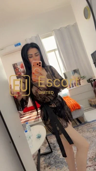 Abu Dabi konumunda kadın eskort Maya, 21 — fotoğraf 16