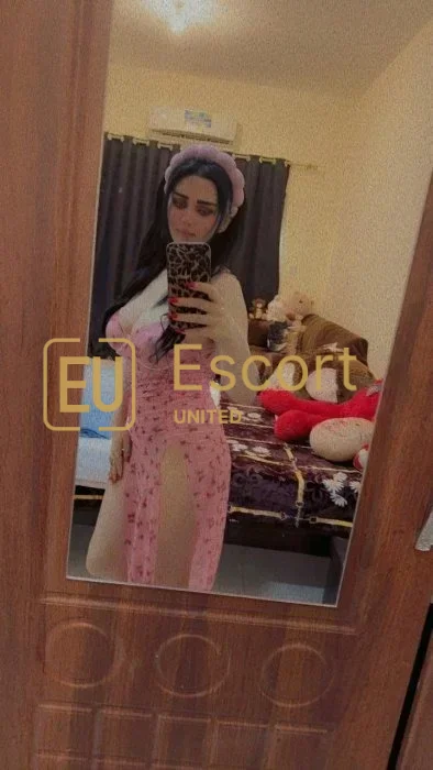 Abu Dabi konumunda eskort Maya — fotoğraf 4