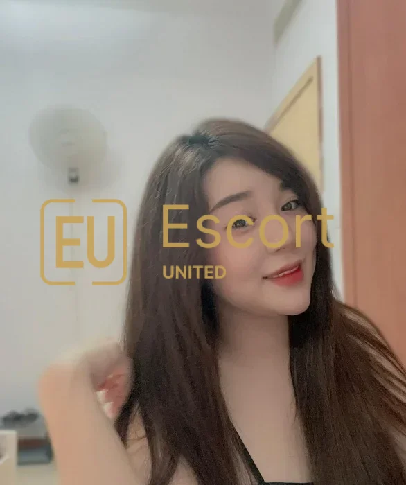Lily, doamnă de escortă în Dubai — fotografia 4