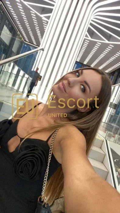 Alina, 29-letnia kobieta do towarzystwa w Dubaj — zdjęcie 7