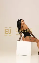 Eskort Jade sa sedištem u Dubai, 28 godina — fotografija 2