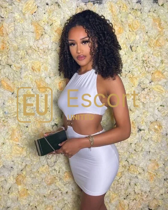 Escort dame Bella in Abu Dhabi — foto 2