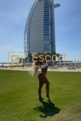 Abu Dhabi, escortă Nicole, 29 — fotografia 6