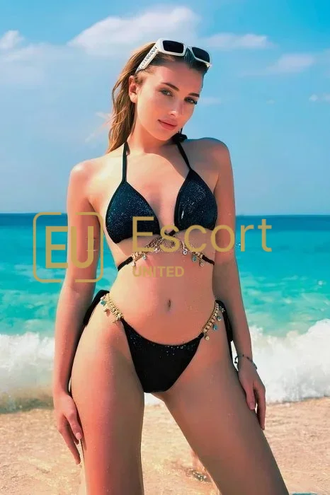 Stacy — escort lady in Dubai, UAE — photo 1