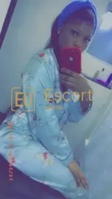 Lanky — вік: 28; компаньйонка, місто: Шарджа — фото 2