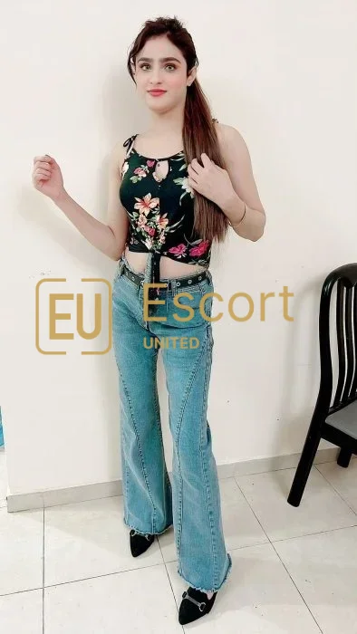 Ishani, 24, escortă de sex feminin în Fujairah — fotografia 4