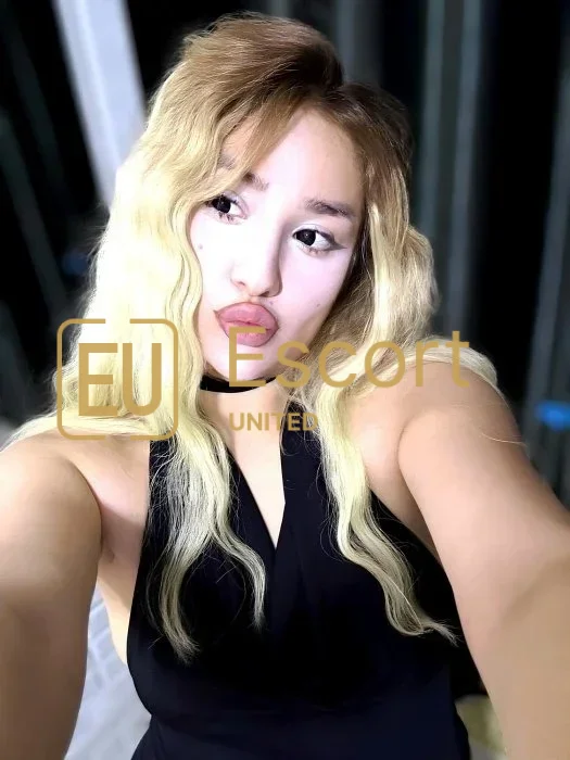 Gloria, signora escort a Dubai, Emirati Arabi Uniti — foto 4