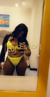 Lisa, vrouwelijke escort in Dubai — foto 4