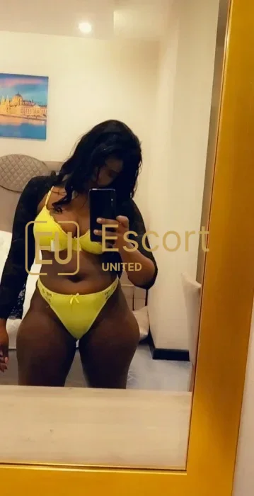 Lisa, vrouwelijke escort in Dubai — foto 4