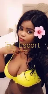 Ontmoet Lisa, een 29-jarige escort in Dubai — foto 2