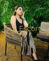 Nisha, escortă de sex feminin în Fujairah — fotografia 4