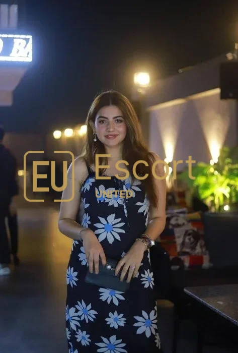 Rezerv-o pe Nisha, escortă de sex feminin în Fujairah — fotografia 1
