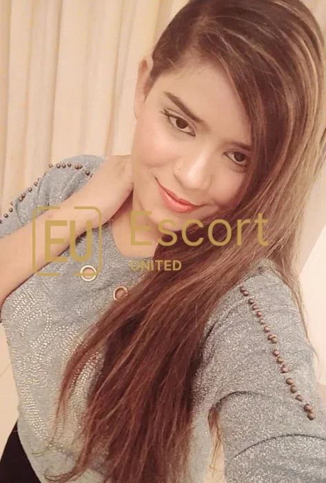 Zarezerwuj Shreya, 27-letnią eskortę w Ras al-Chajma — zdjęcie 1