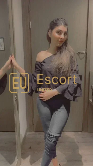 Palm Jumeirah vrouwelijke escort Somya — foto 7