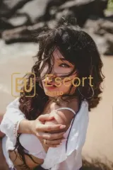 Cora, een 25-jarige vrouwelijke gezelschapsdame in Dubai — foto 7