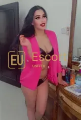 Buche Madine, Escort in Al Ain — Foto 1