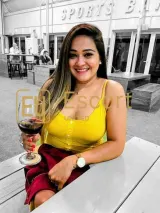 Priyanka, pratilja u Palm Jumeirah — fotografija 4