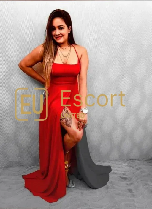 Palm Jumeirah eskort devojka Priyanka — fotografija 3