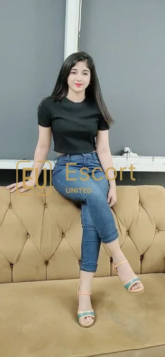 Upoznajte Arti, 24-godišnju eskort devojku u Fudžejra — fotografija 3