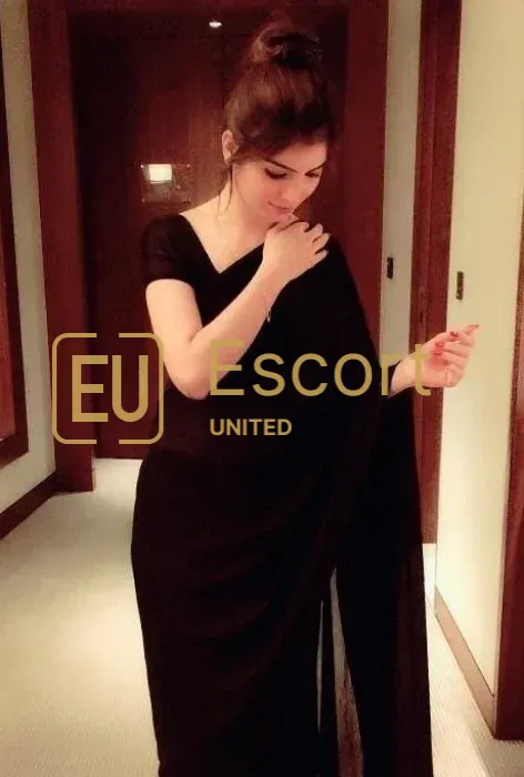 Shruti Kakkar, însoțitoare în Fujairah
