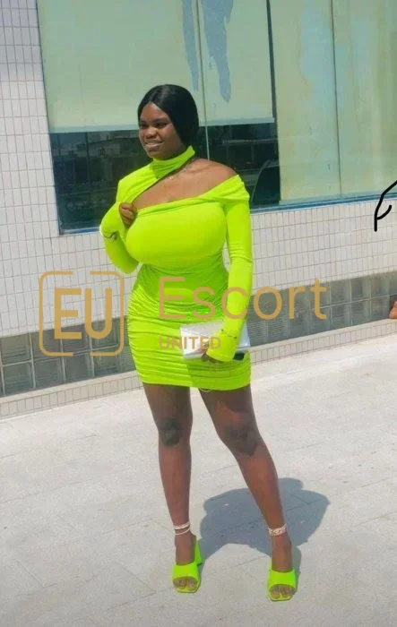 Prenota Zahra, di 26 anni, ragazza escort an Abu Dhabi — foto 4