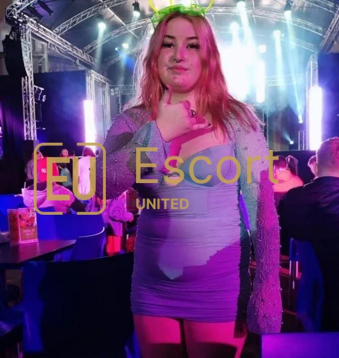 Maya, žena na eskort v Dubaj — fotka 5