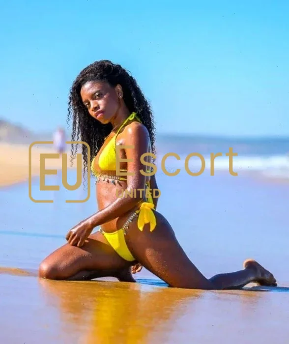 Book Riley, a 27-year-old escort in Dubai — photo 2