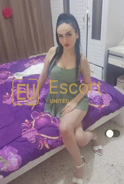 Prenota Rita Soreh, di 27 anni, escort an Abu Dhabi