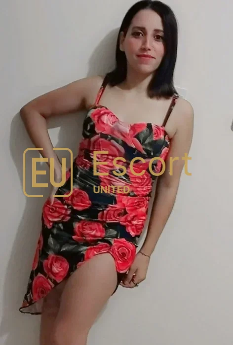 Zizo, fille d'escorte à Abou Dhabi — photo 1