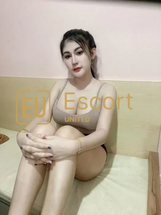 Haris Lasmi, fille d'escorte à Ras Al Khaimah, EAU — photo 5
