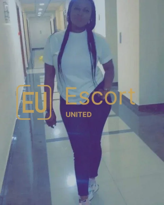 Prety Love, fille d'escorte à Ajman — photo 4