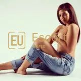 Ella berry, společnice v Al Ain — fotka 4