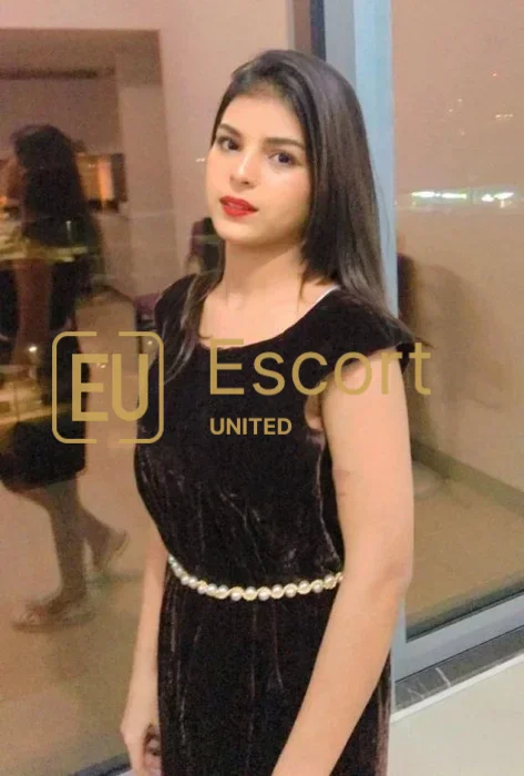 Monika, escort dame in Palm Jumeirah, VAE — foto 1