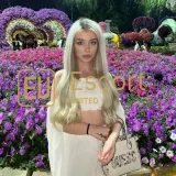 Boek Sophie, een 21-jarige escort in Dubai — foto 2