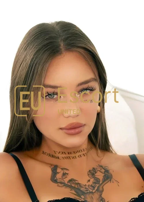Andrea, společnice v Dubaj — fotka 7