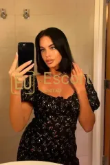 Melissa, γυναίκα συνοδός στην Άμπου Ντάμπι, ΗΑΕ — φωτογραφία 8