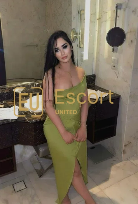 Eskort devojka Nada u Abu Dabi, 22 godina — fotografija 13