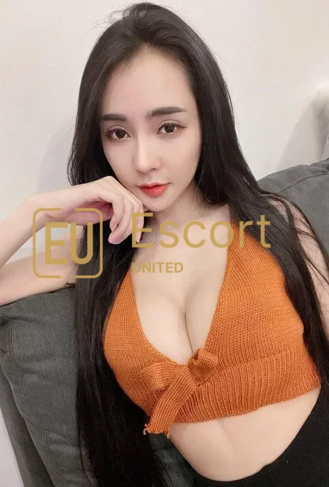 Elena — escort girl in Abu Dhabi, UAE — photo 12