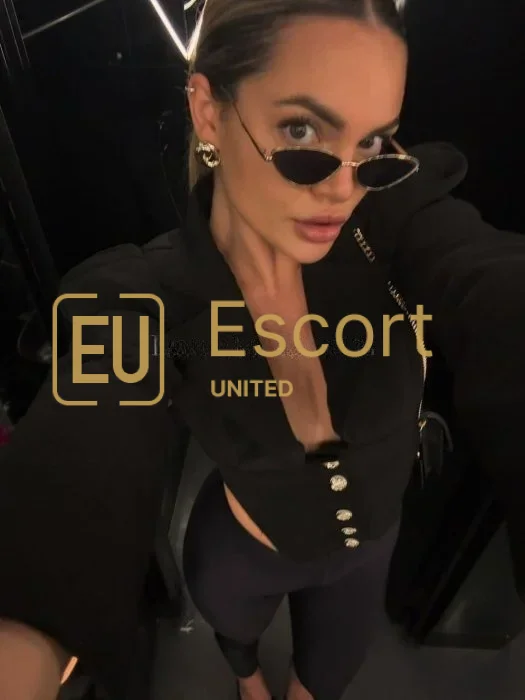 Kira, 27, eskort devojka u Dubai — fotografija 2
