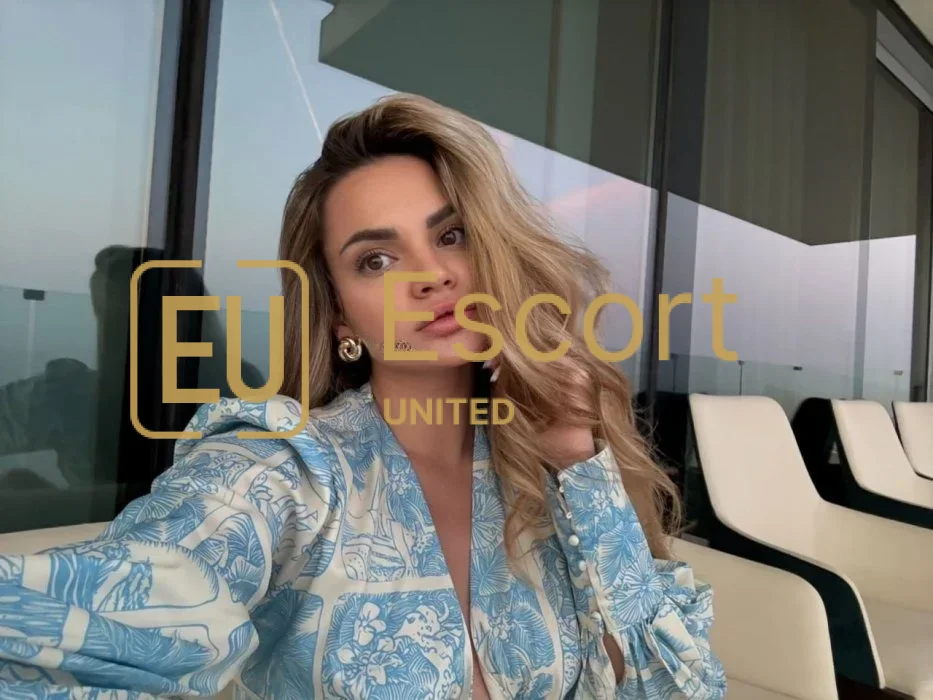 Kira, eskort dama u Dubai, UAE — fotografija 16