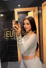 Escort girl Wafa based in Abu Dhabi — photo 8