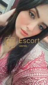 Loly, vrouwelijke escort in Abu Dhabi — foto 4
