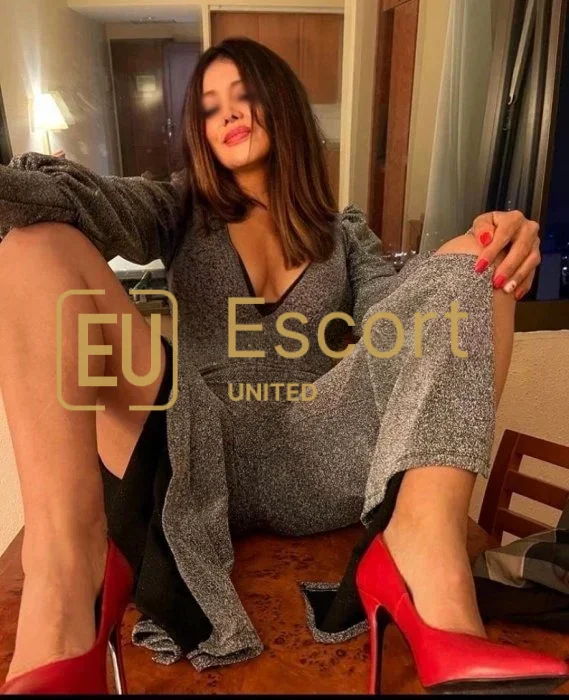 Kinley, escort dame in Dubai, VAE — foto 5