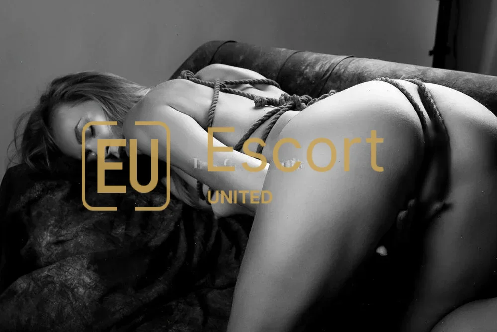 Seraphina, escortă de sex feminin în Dubai — fotografia 5