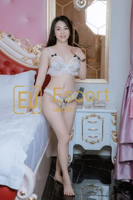 Ragazza escort Kelly an Abu Dhabi, 25 anni — foto 12