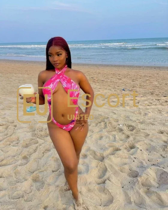 Escort girl Sweet in Abu Dhabi — photo 2