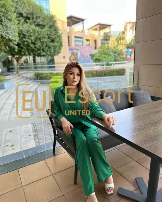 Escort femenina Yana en Abu Dabi — foto 3