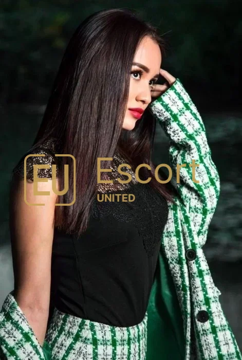 Lola, escortă de sex feminin în Dubai — fotografia 3